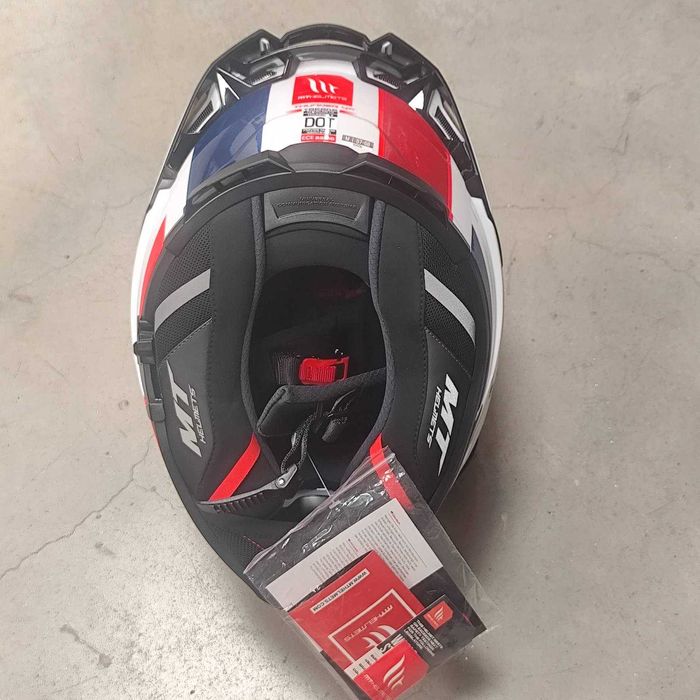 ПРОМОЦИЯ Каска MT Thunder 4 SV C7 Gloss WHITE/BLUE/RED - Код: 71786