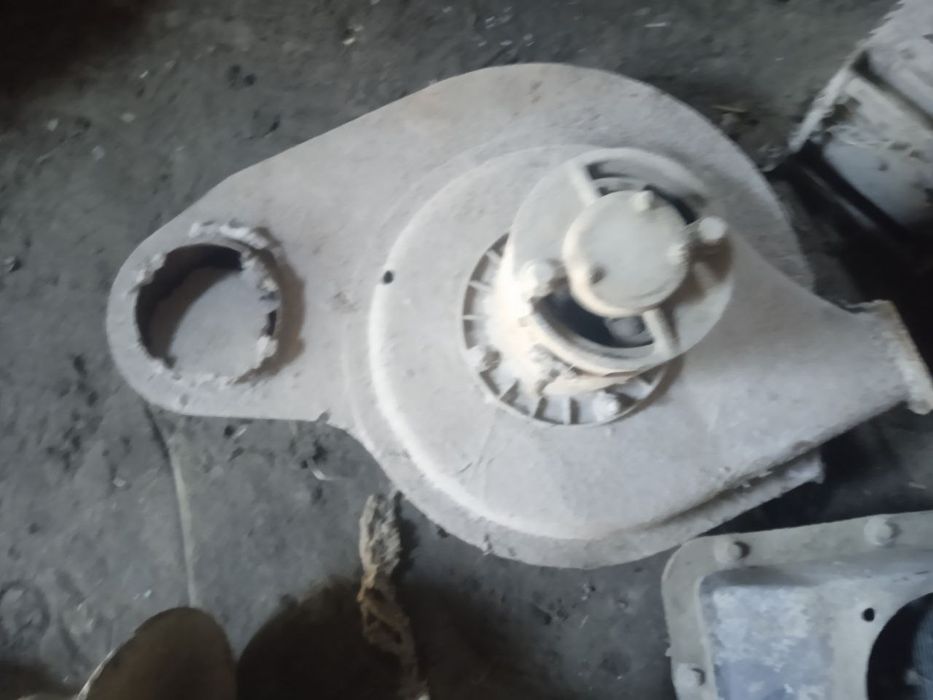 Zapchastlar kelishilgan narxda sotiladi