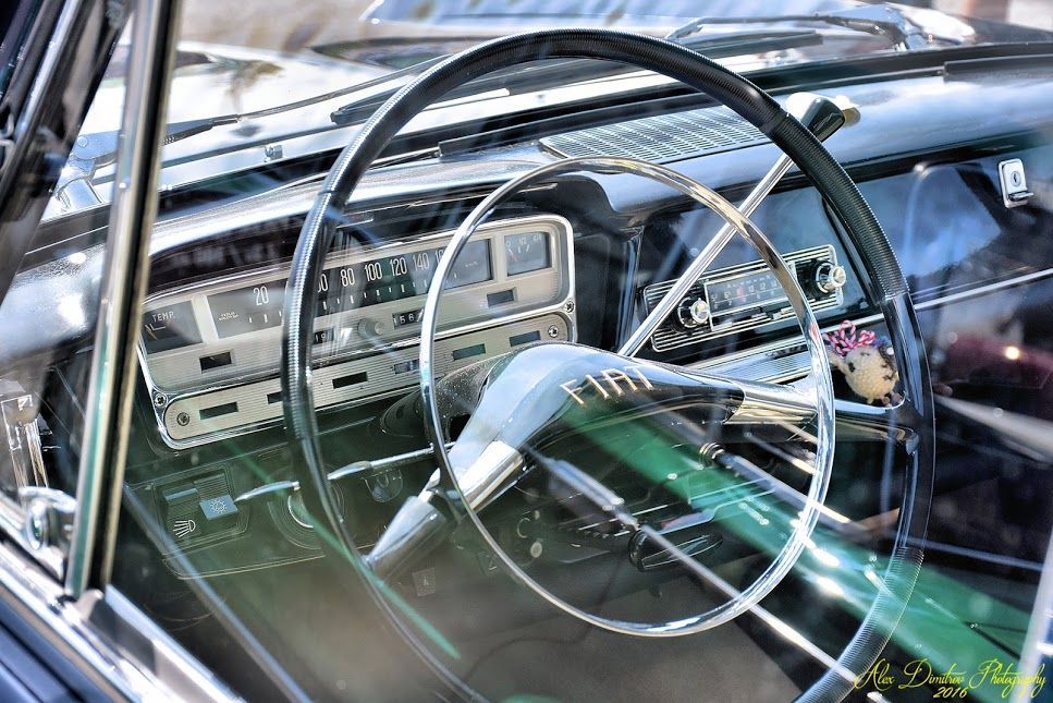 Ретро автомобил под наем