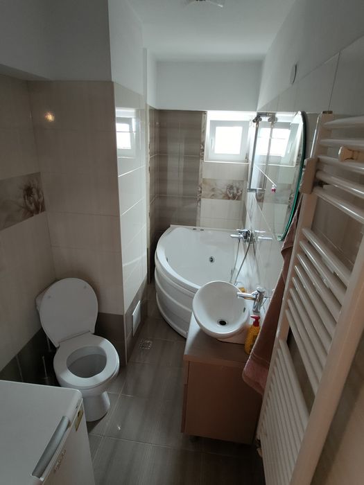 Apartament 3 camere Crangasi 6/10 Vedere Superbă Parc 8 min de Metrou și Piata