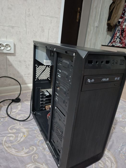 Комьпютер сатылады