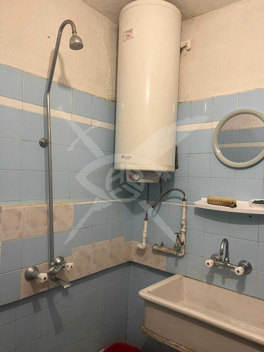 Дава се под наем Двустаен апартамент в Варна, Левски - 44 кв.м за 250 € - Снимка #3