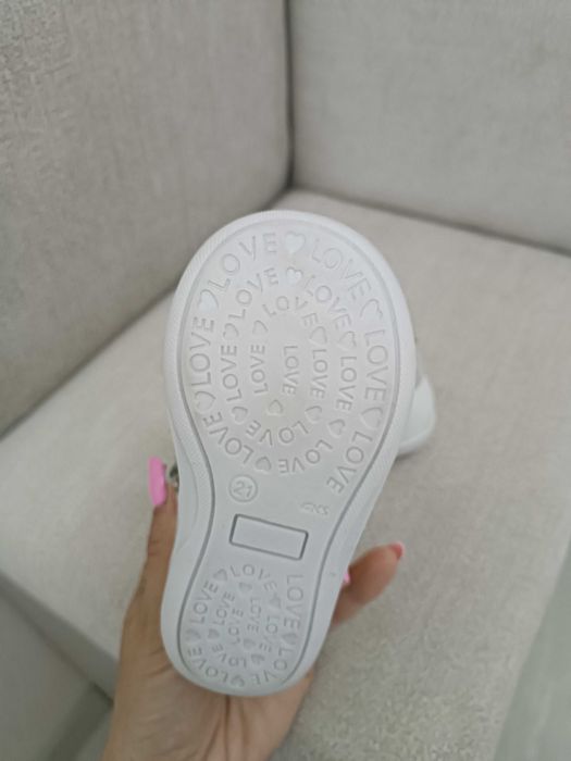 Детски отворени обувки