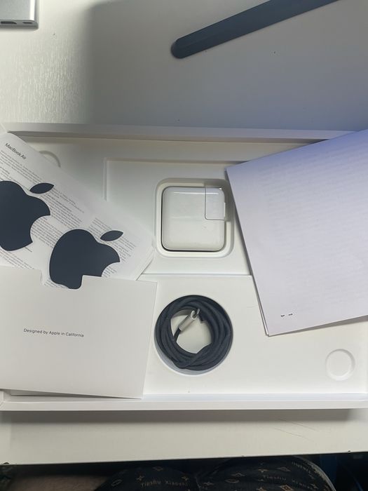 MacBook Air M2 256gb