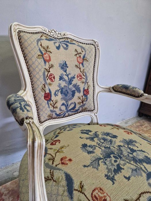 Гобленово винтидж кресло в стил "ЛУИ XV"