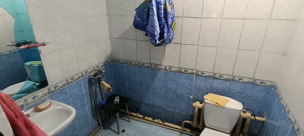 Үй сатылады. Келіп көріңіздер.