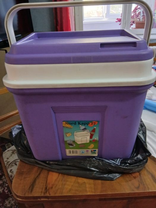 Ladă frigorifică portabilă Nord Kapp 27L + 4 pastile răcire Coleman