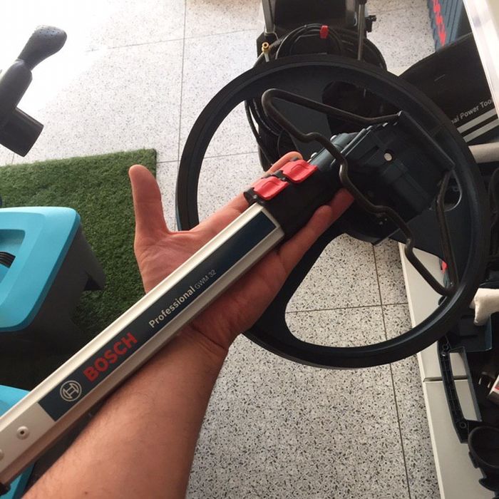 Bosch GWM 32 Professional (курвиметр, шагомер)