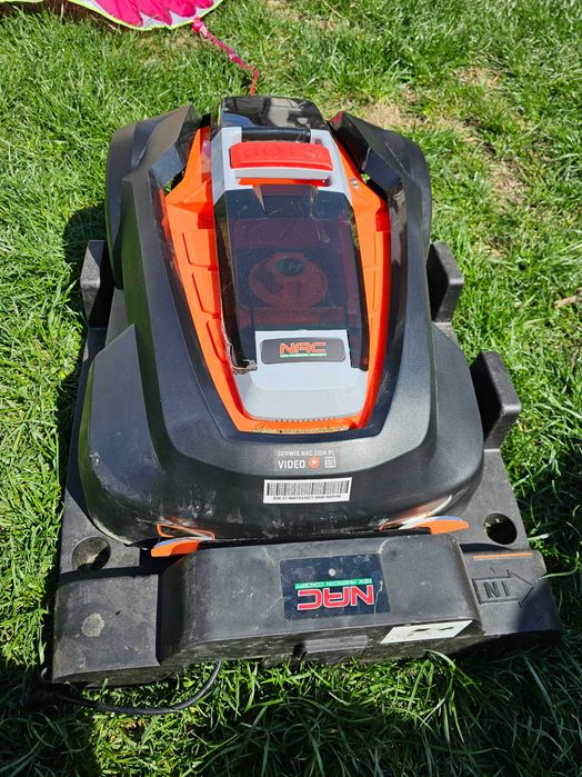 Робот за косене на трева модел RLM 1500G2 - NG