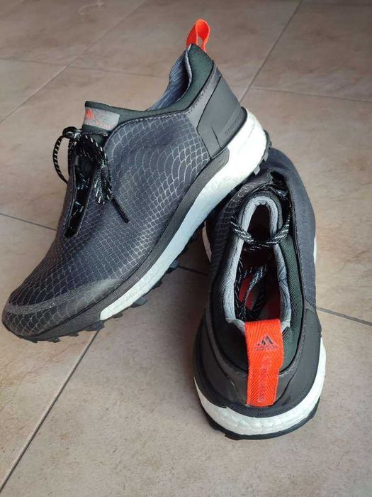 Дамски адидас Газел, Terrex, NMD, Samoa, aSTM, У/Б, Stan, Суперстар.