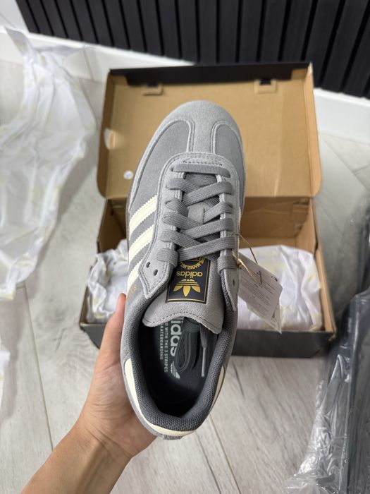 Женские Adidas Samba