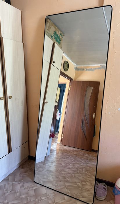 Продам  зеркало в хорошем состоянии