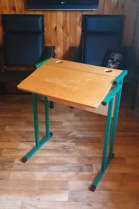 Ученическая парта для школьников в дом