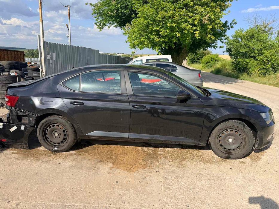 Skoda Superb 2.0 TDI, двигател CRLB, 150 кс., ск. кутия QFZ 6 ск., 2018 г., Шкода Суперб 2,0 TDI, engine CRLB, 150 hp., gearbox QFZ 6 sp., 2018