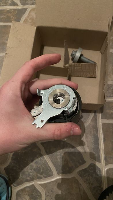 48480км!!! Ангренажен и пистов ремък от Рено Меган IV 1.5 DCI