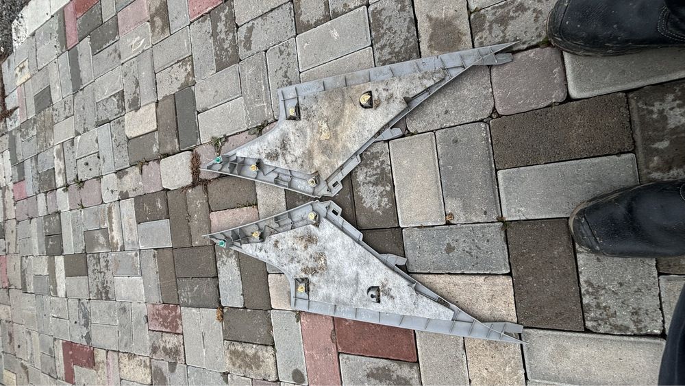 Продам запчасти салона камри 40