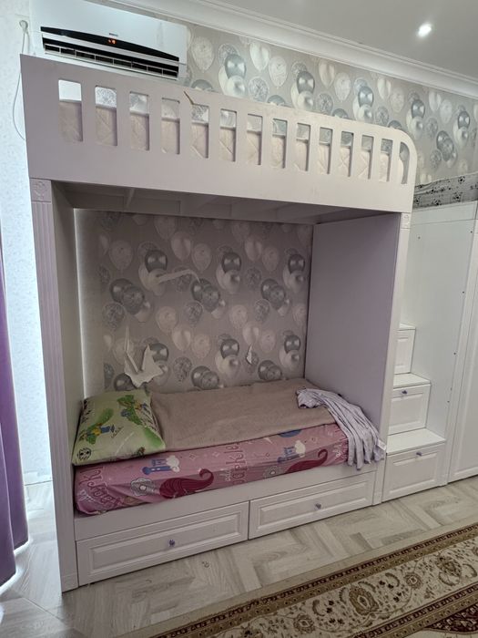 Продам детские кровати б/у для троих детей