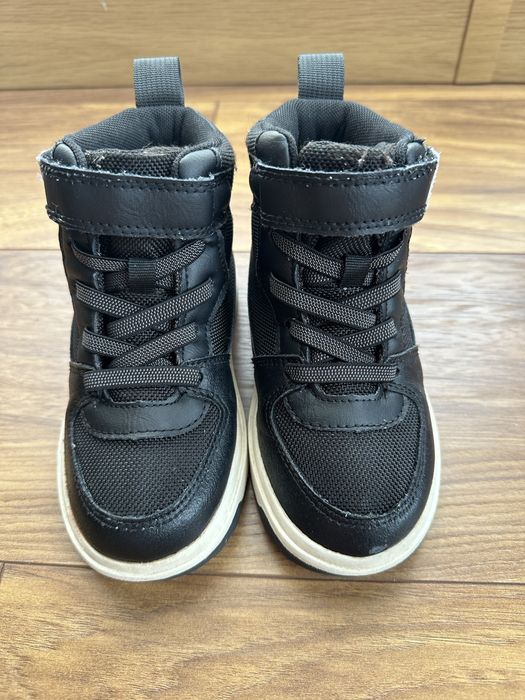 Боти H&M за момче 26 номер