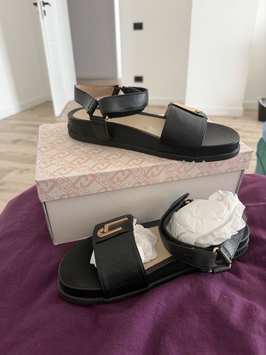 Sandale negre LiuJo