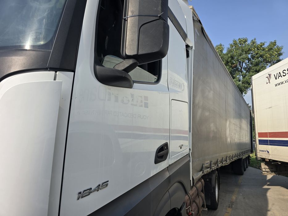 Мега Mercedes Actros Metan  Мега Прицеп