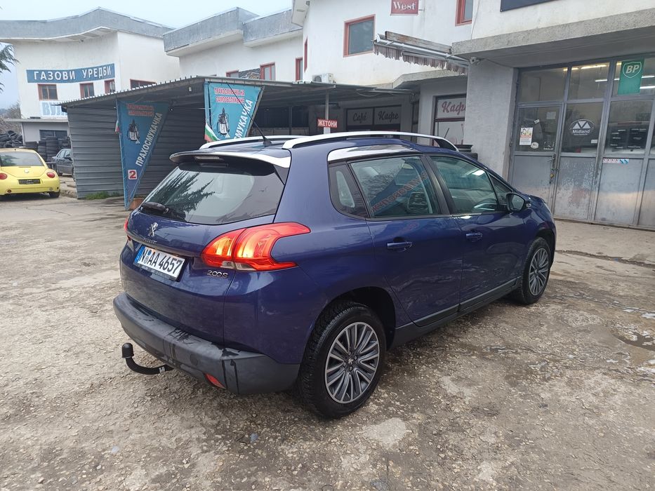 Пежо 2008, 2013 г. 1.6 бензин ,