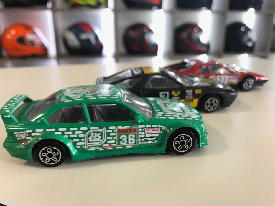 Оригигинални колекционерски колички BURRAGO 1:43 BMW,PORSCHE и FERRARI