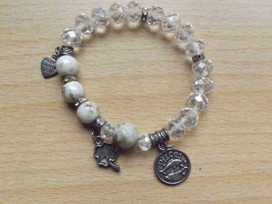 Дребни дамски бижута