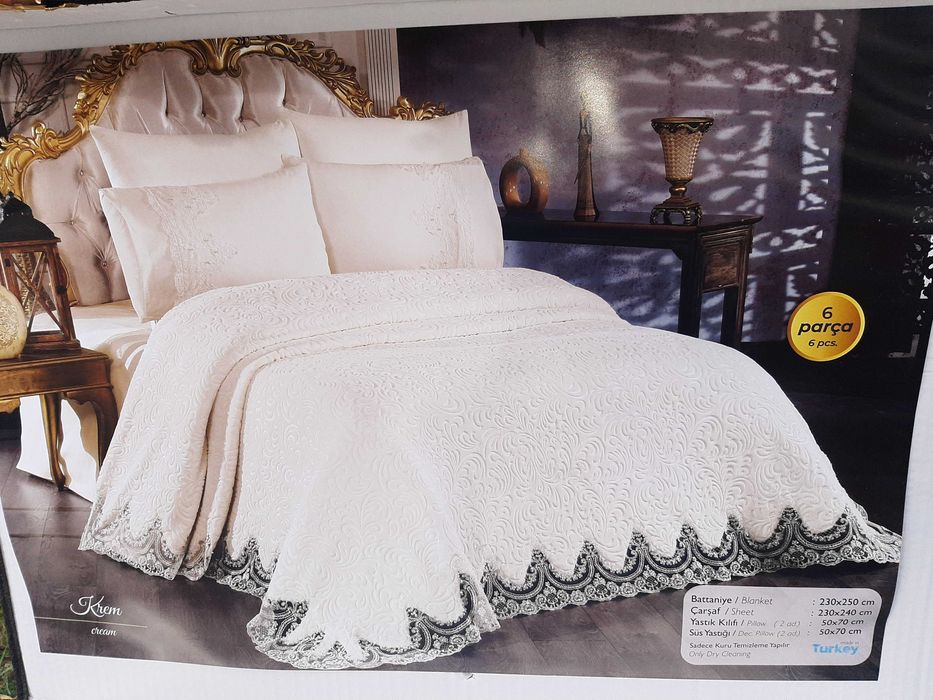 Луксозен спален комплект с френска дантела -  6 части