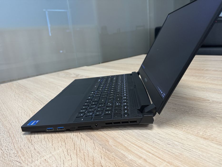 Ноутбук Aorus SE4