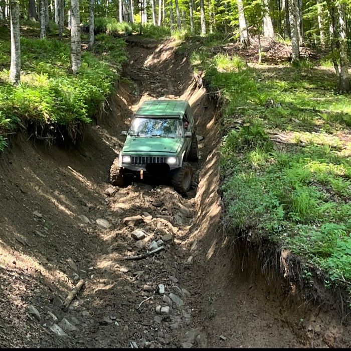 Vând proiect jeep Xj M57