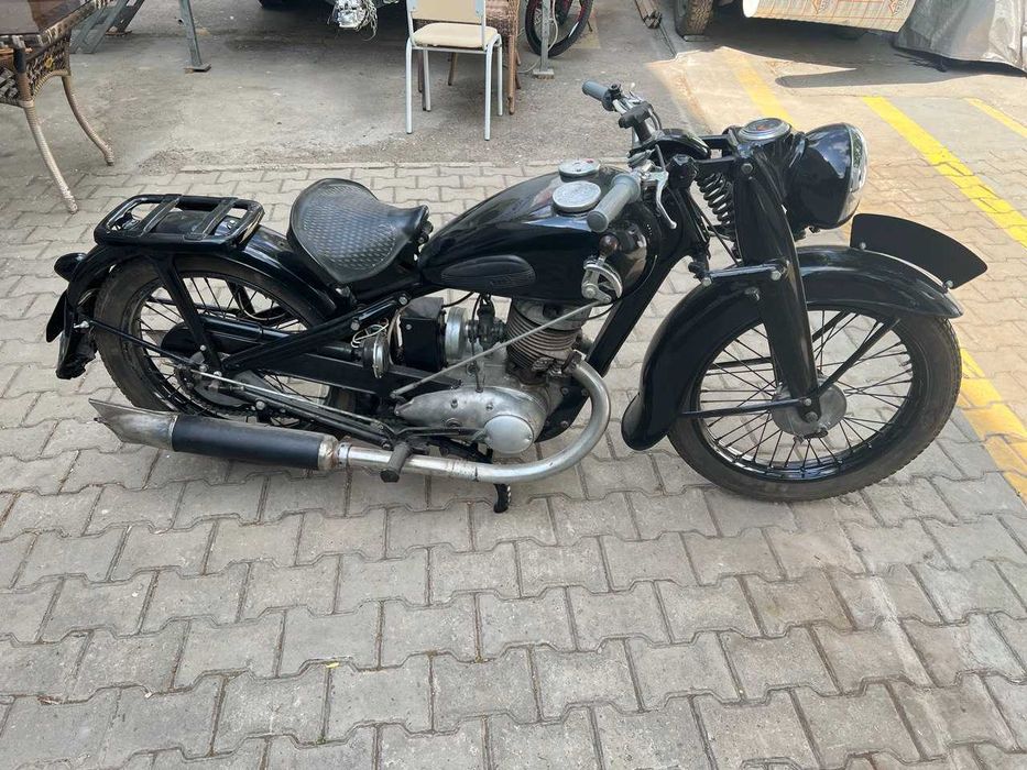 Продается редкий ретро мотоцикл 1938года Audi DKW NZ350