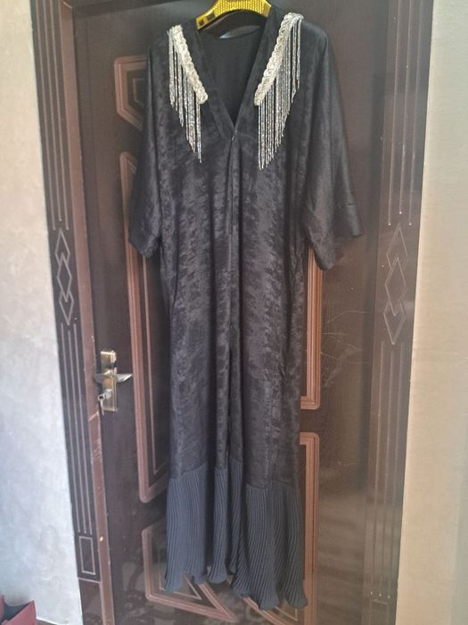 Abaya​Продаются шикарные вечерние платья (для торжеств и свадеб)