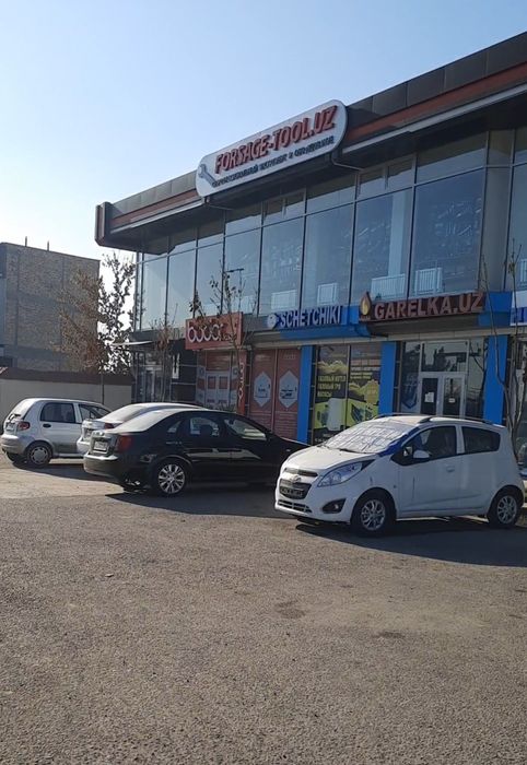Аренда 100 кв м 2 этаж
