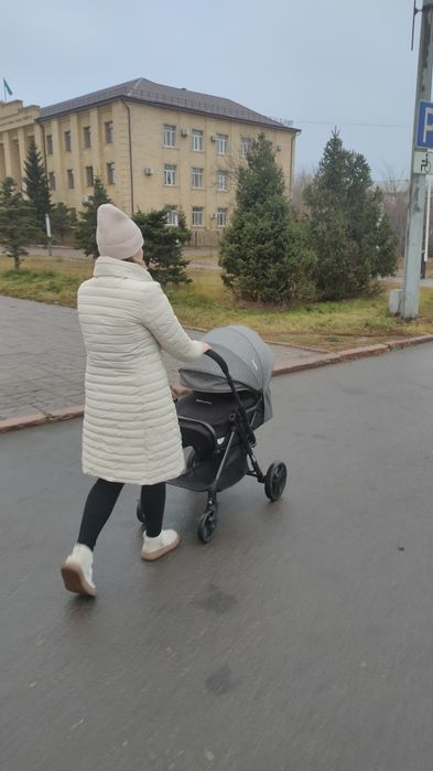 Продаю детскую коляску