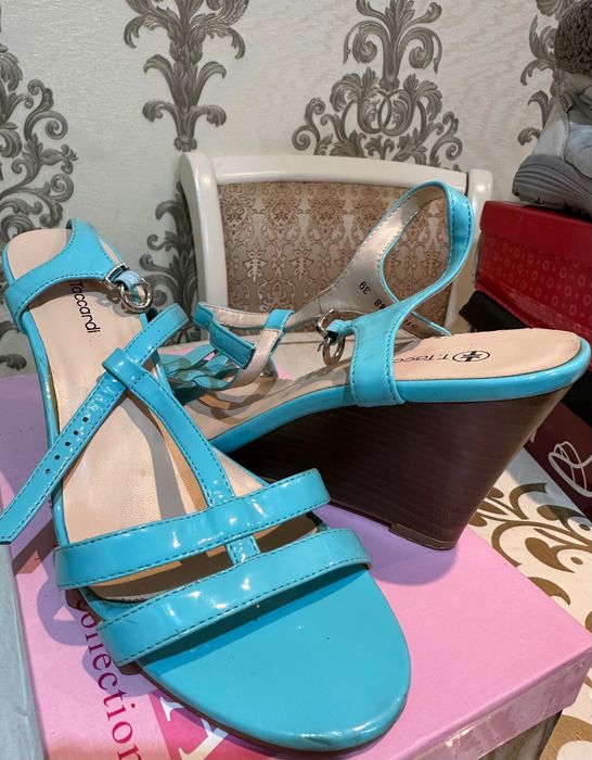 Обувь по 2000тг, 39 размер