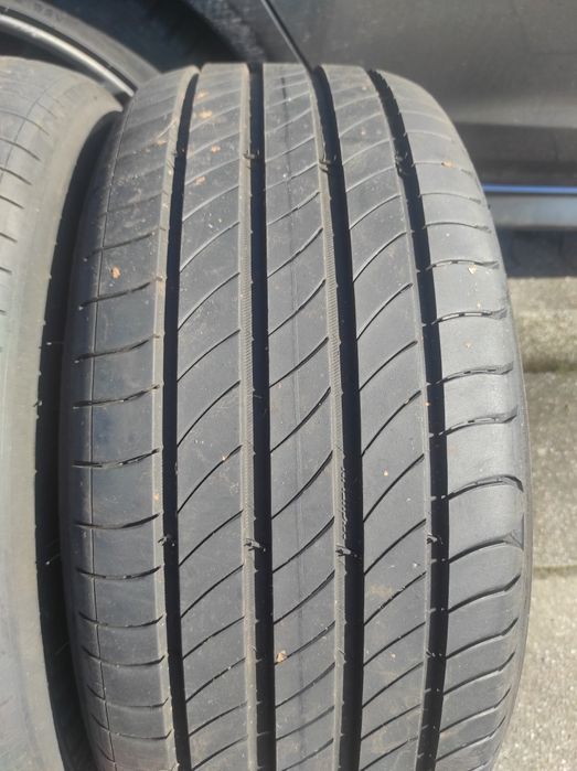 225/45/17 Michelin