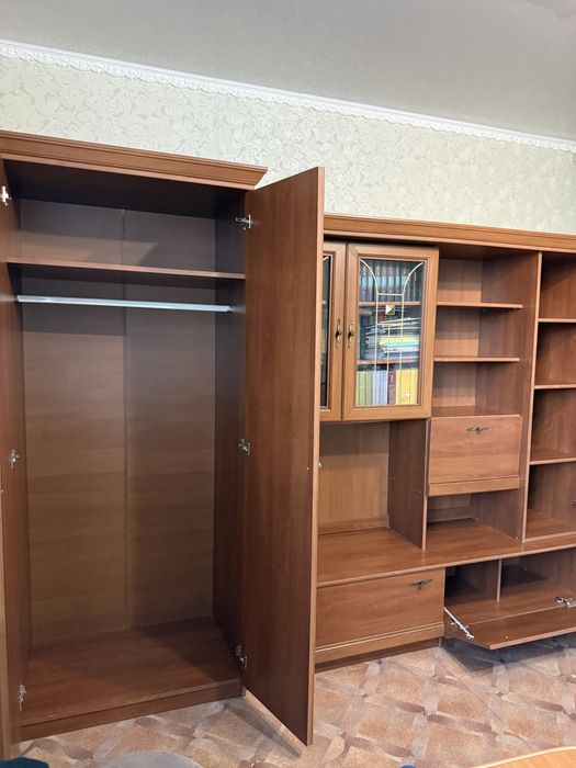 Продам стенку в отличном состоянии