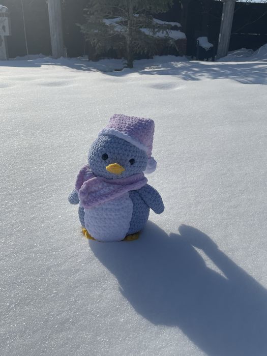 Pinguin crosetat manual, plus, jucarie, handmade, pufos, de iarna