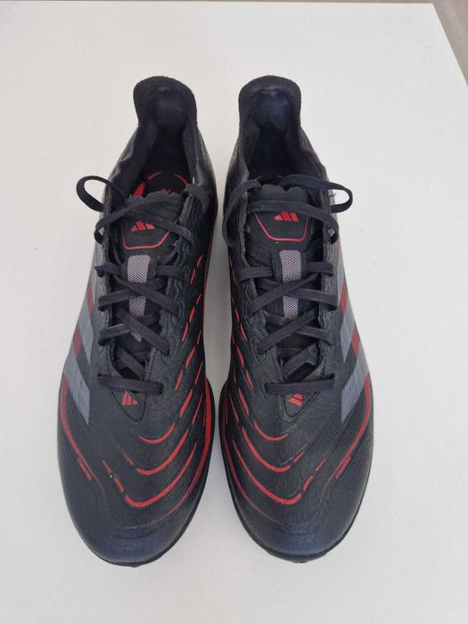 Ghete fotbal Adidas Predator League nr. 43 1/3 (teren sintetic)