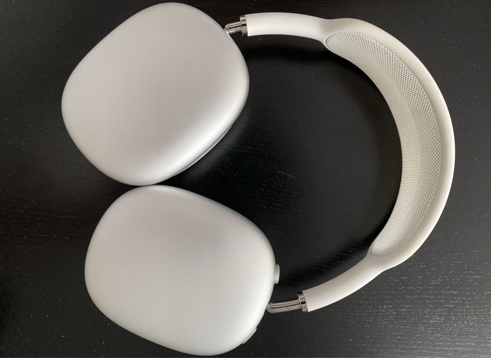 Наушники Apple Air Max