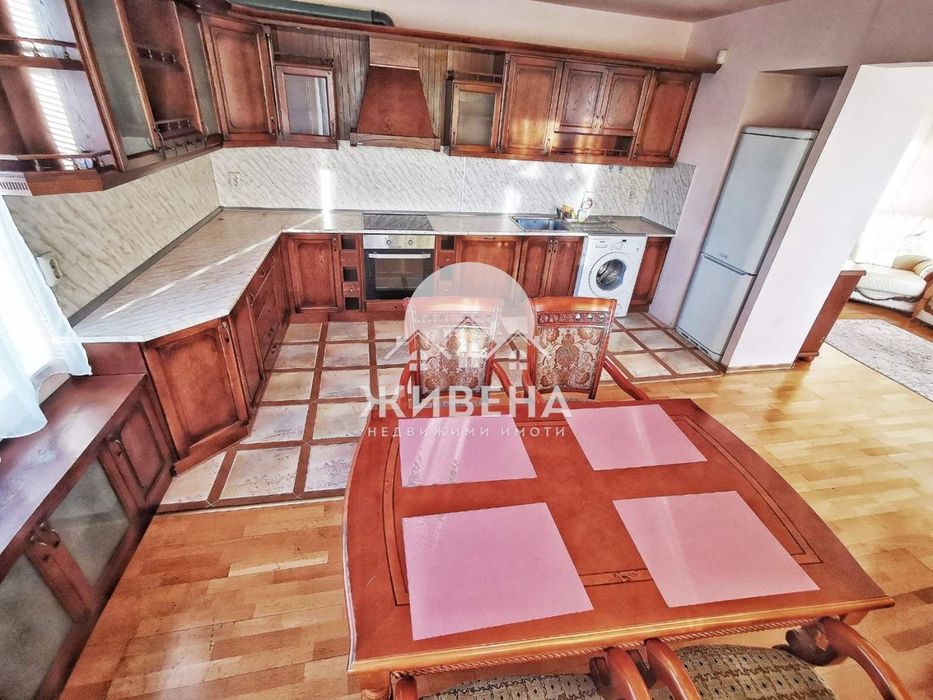 Продава се Тристаен апартамент в Варна, Гръцка махала - 106 кв.м за 3114 €/кв.м - Снимка #3
