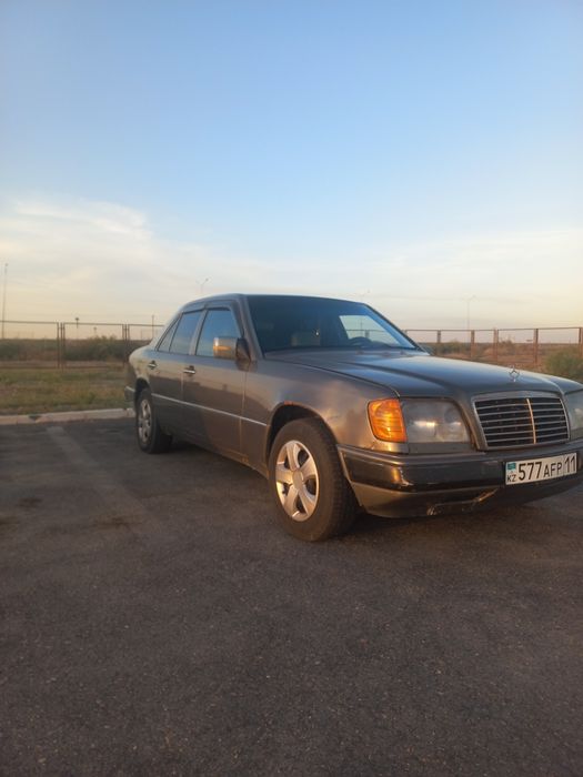 Мерседес бенс 124