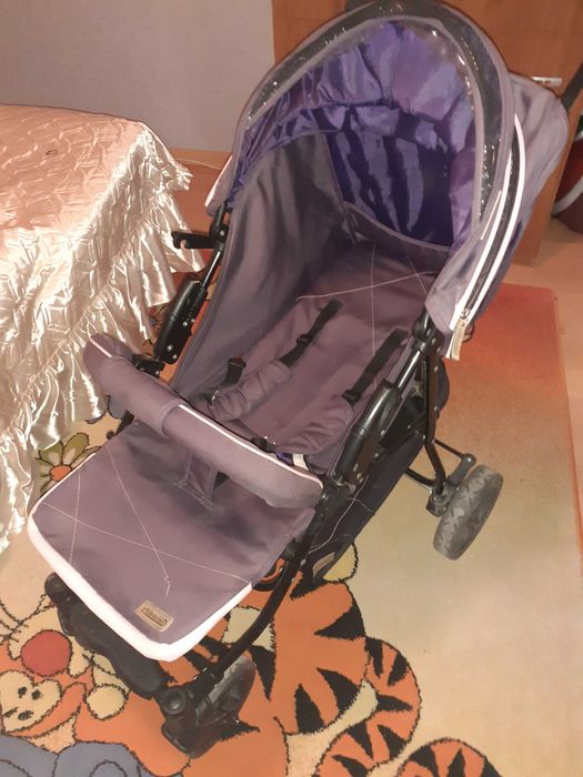 Бебешка олекотена количка