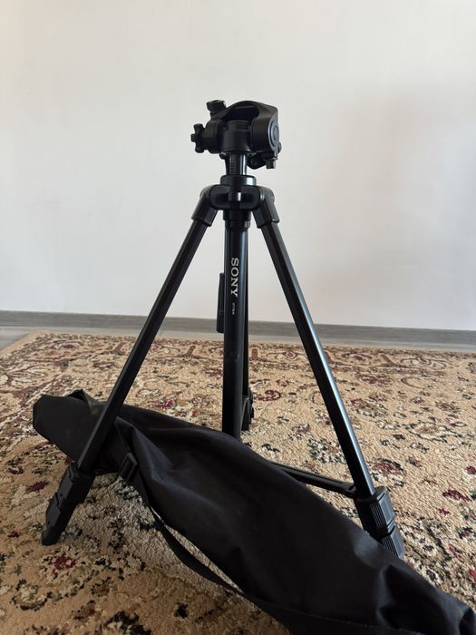 Camera Sony ZV-E10 + Trepied + Accesorii