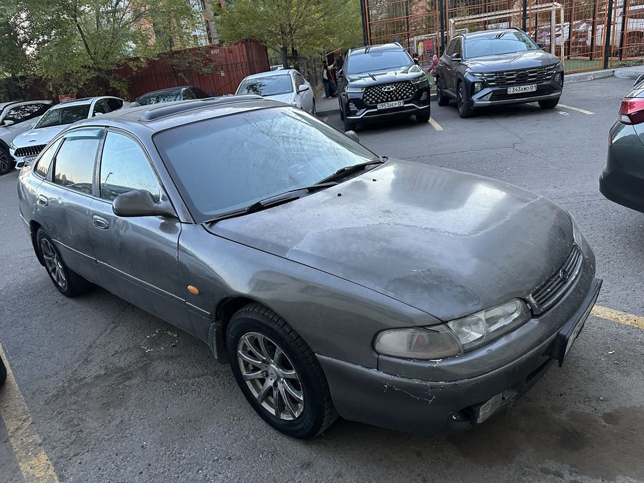 Срочно продам мазду 626