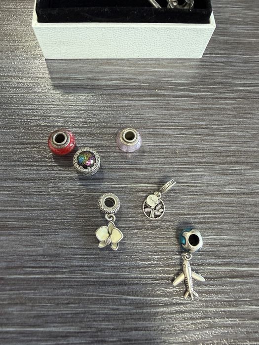 Браслет PANDORA с шармами