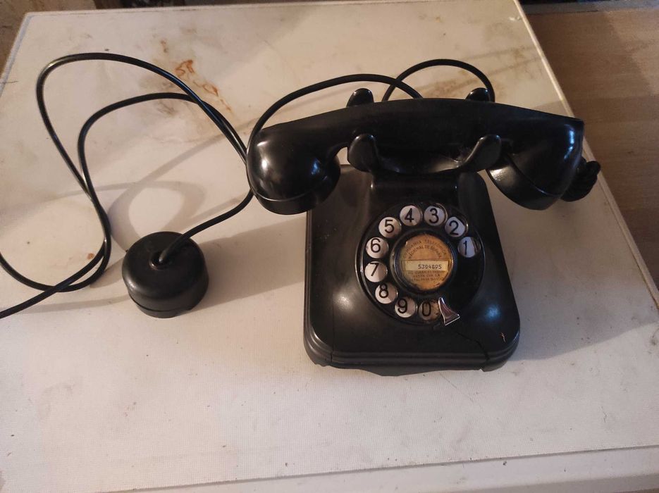 Мебели внесени от Испания