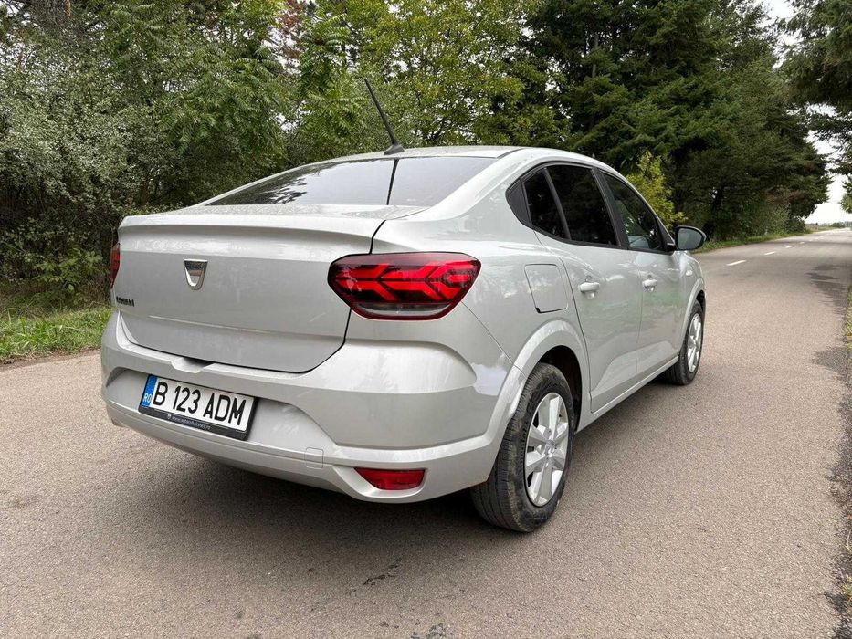 Vând Dacia Logan 2021