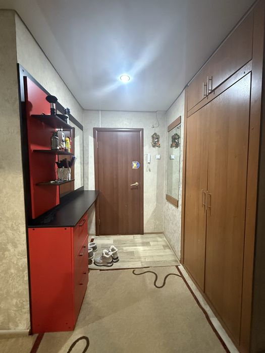 Продаётся трехкомнатная квартира