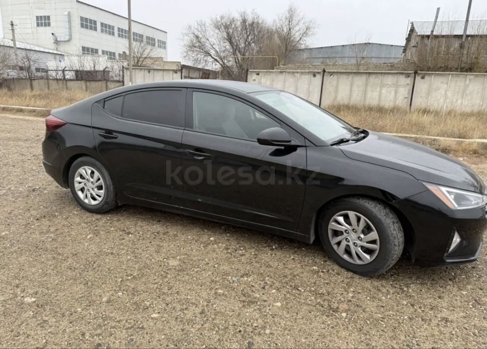 hyundai elantra 2019